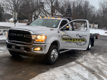 Smith's towing Tow Truck
